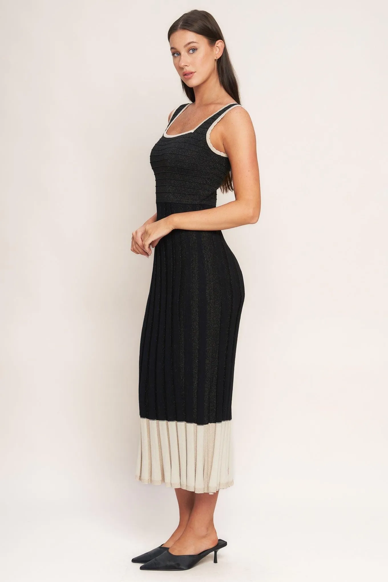 Noir Éclat Sweater Knit Midi Dress sold by Zulily product image thumbnail 4