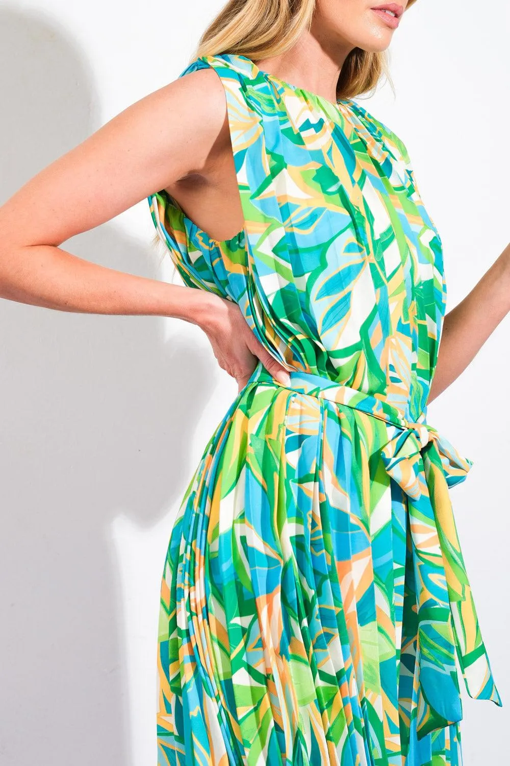 Floral Feelings Woven Mini Dress sold by Zulily product image thumbnail 4