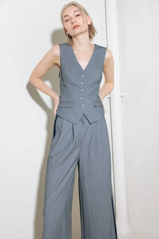 Smile Bright in Grey Woven Vest made by Flying Tomato