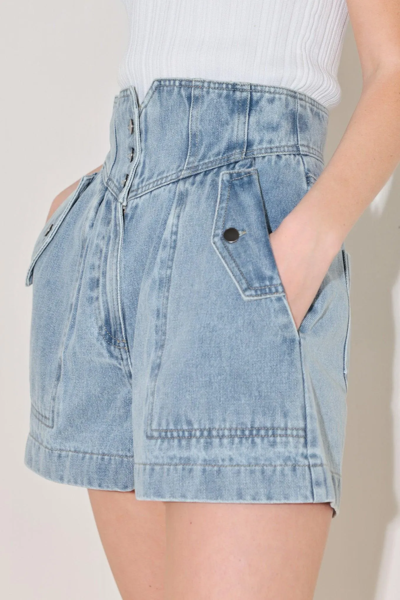 Sunlit Denim Moment Shorts sold by Zulily product image thumbnail 5