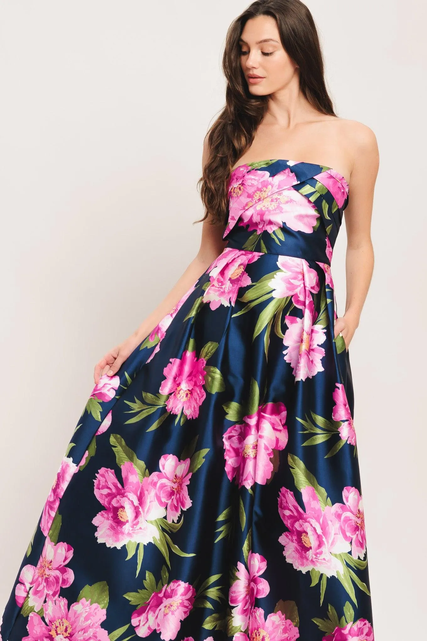 Luna Flora Woven Maxi Dress sold by Zulily product image thumbnail 3