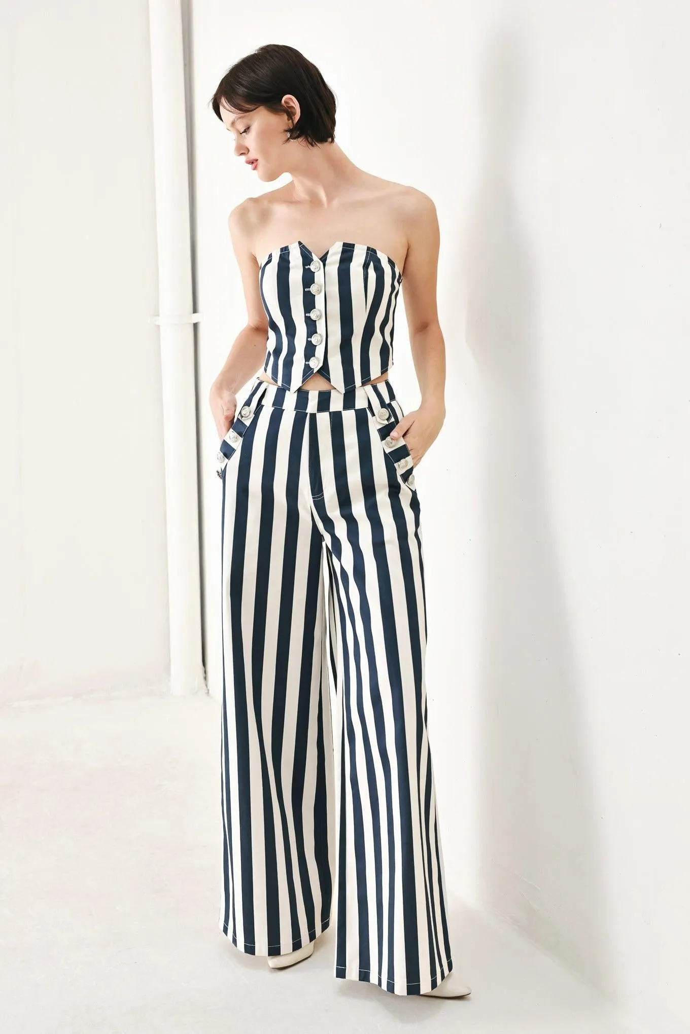 Navy Blossom Woven Tube Top sold by Zulily product image thumbnail 2