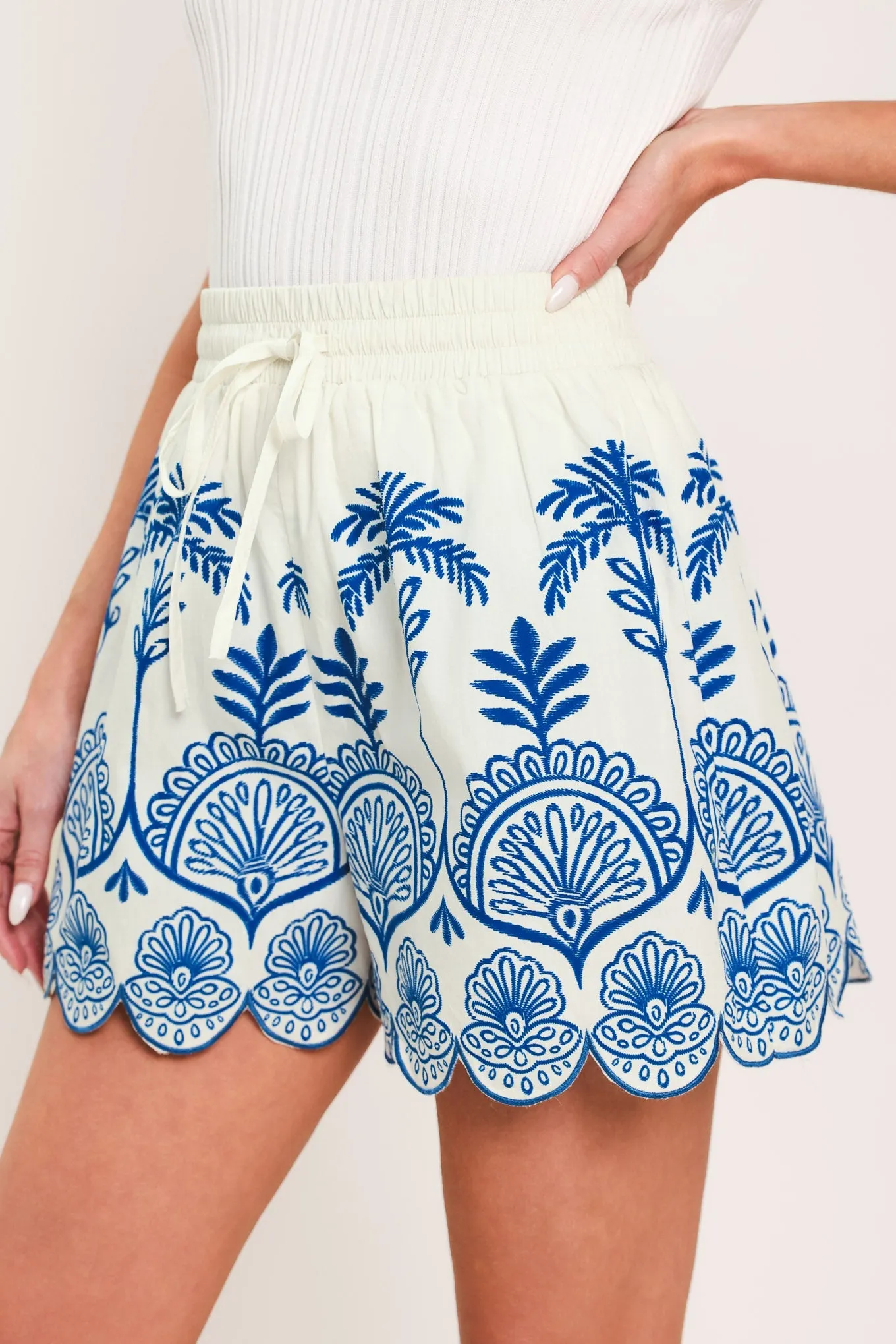 Coastline Palm Woven Shorts sold by Zulily product image thumbnail 3