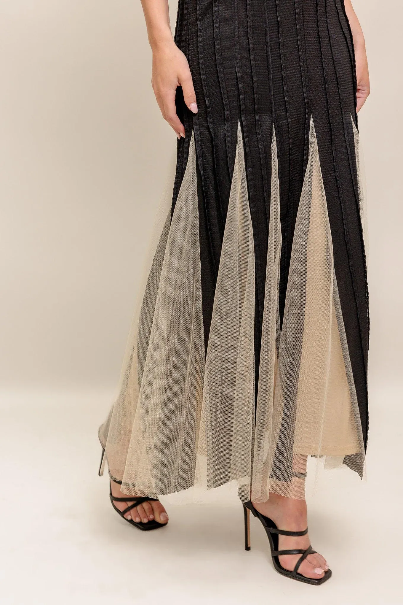 Noir Tulle Black Knit Maxi Dress sold by Zulily product image thumbnail 3