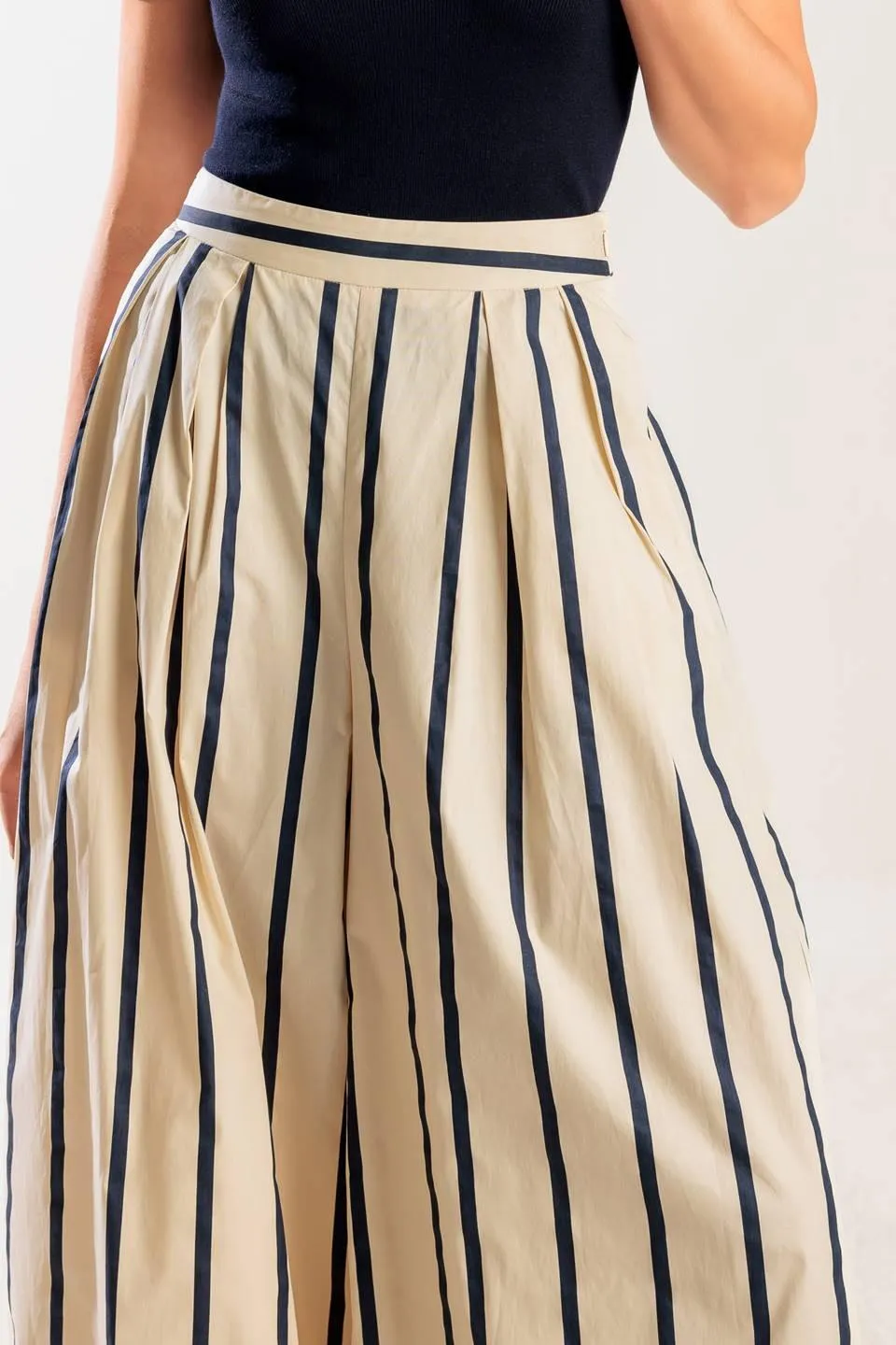 Here and Now Woven Pants sold by Zulily product image thumbnail 4
