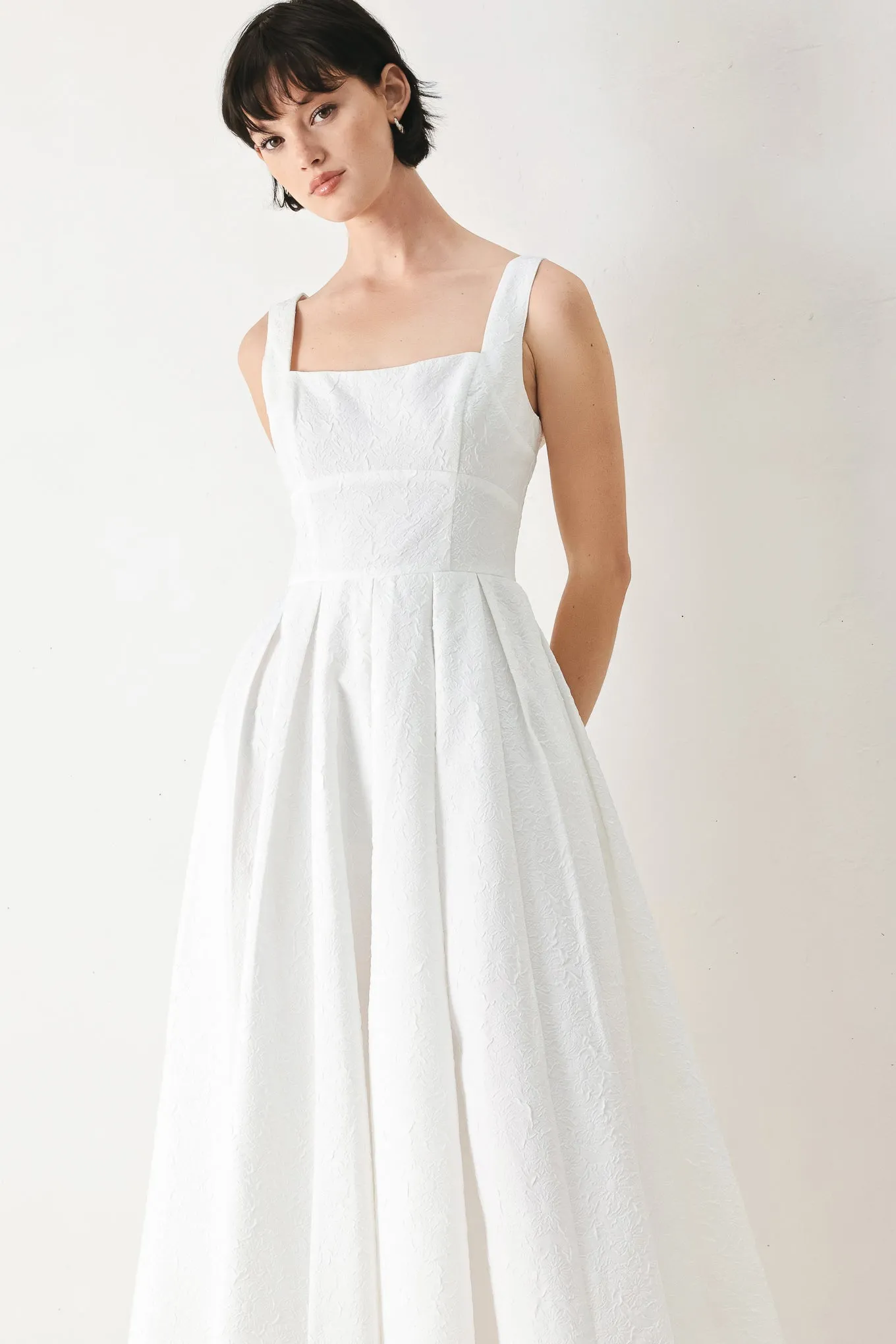 Echo in White Woven Midi Dress sold by Zulily product image thumbnail 4