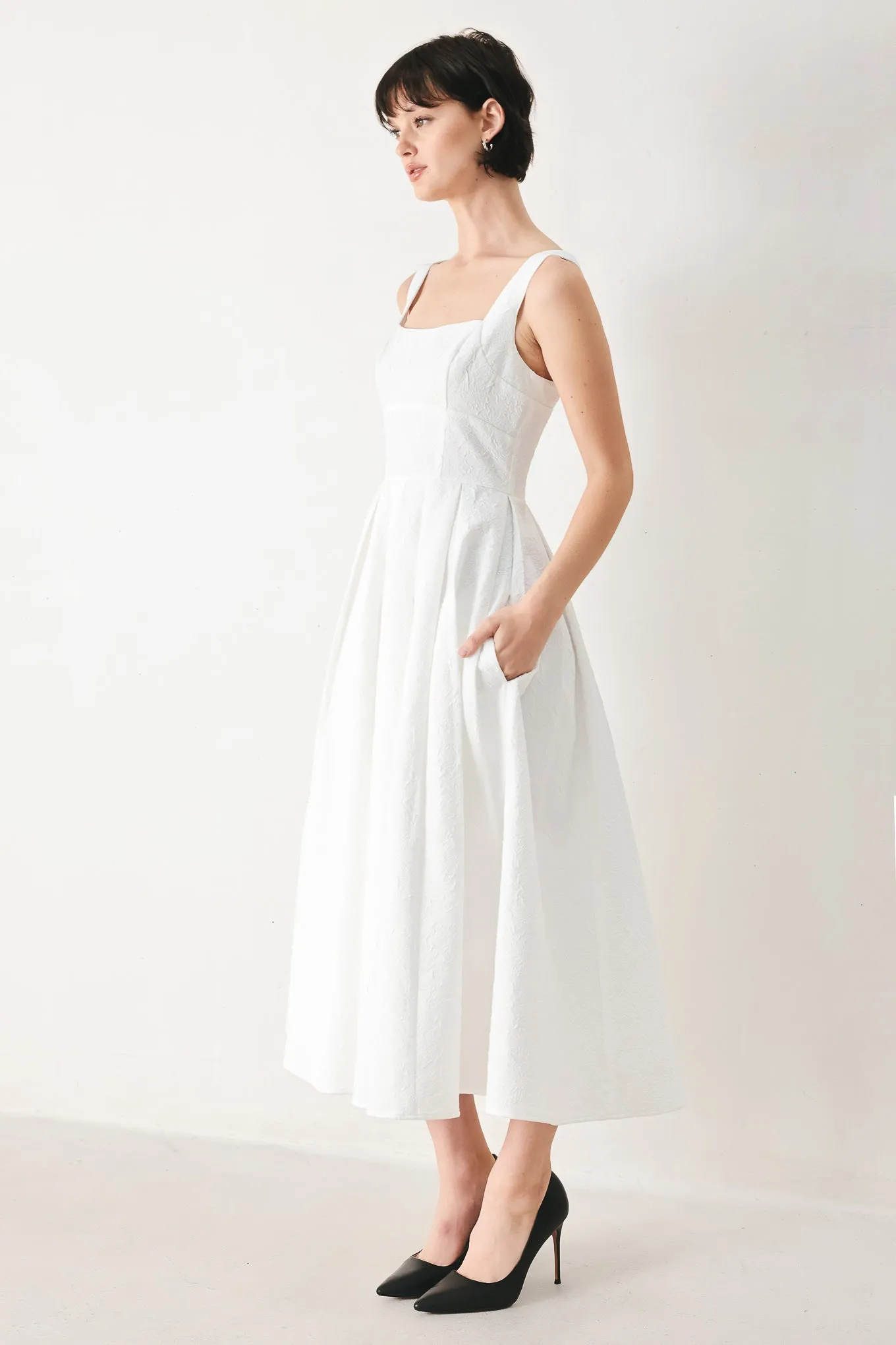 Echo in White Woven Midi Dress sold by Zulily product image thumbnail 5