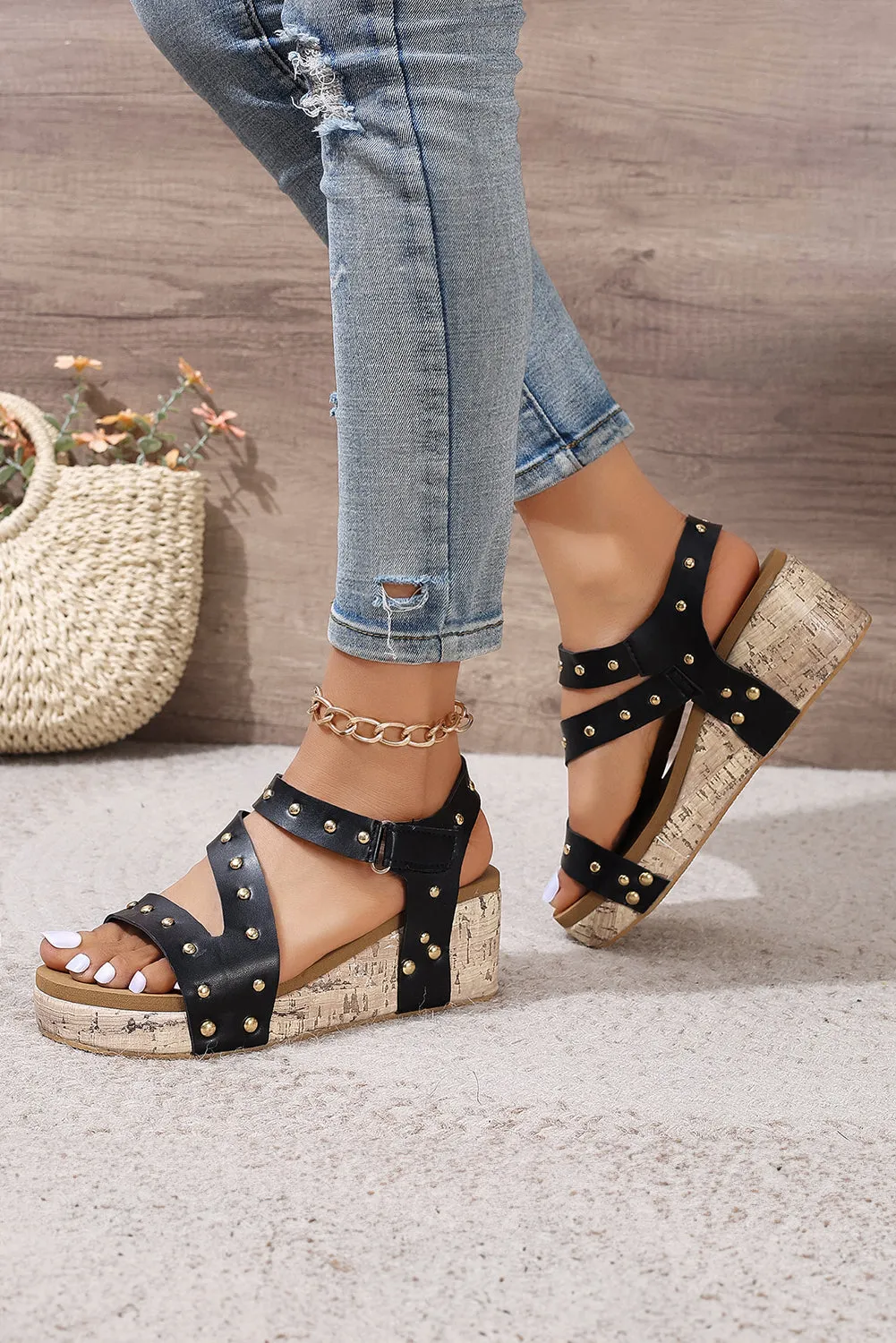 Threaded Pear Arleth Out Leather Wedge Sandals sold by Zulily product image thumbnail 5
