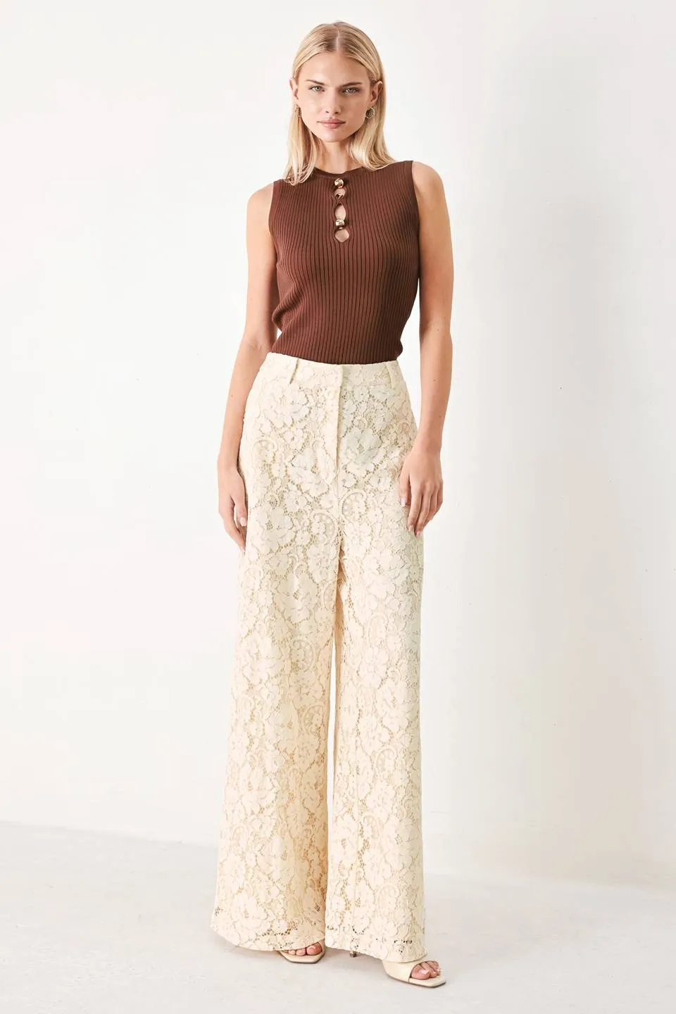 Delicate Beauty Woven Lace Pants sold by Zulily product image thumbnail 3
