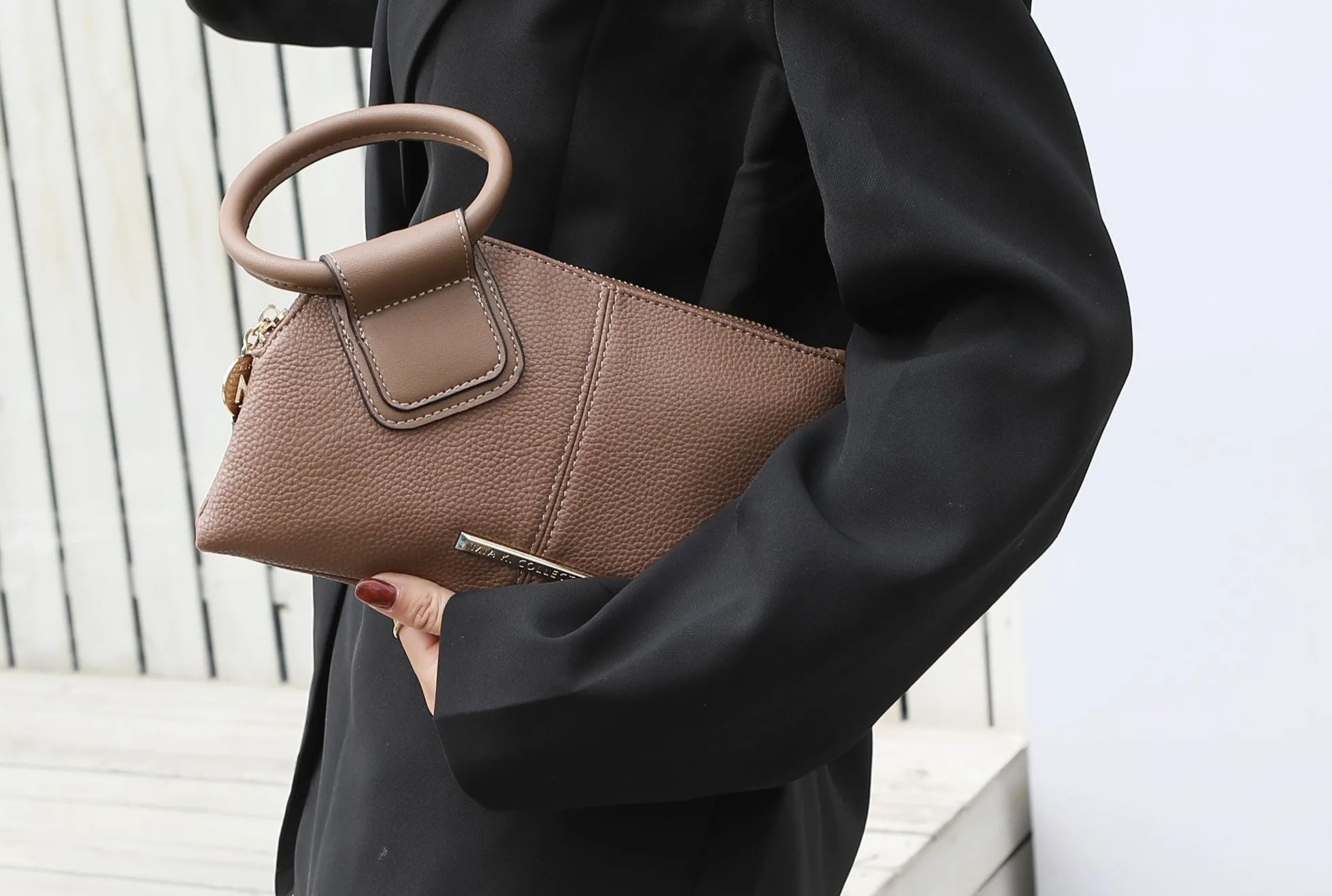 Simone II Clutch/Wristlet sold by Zulily product image thumbnail 2