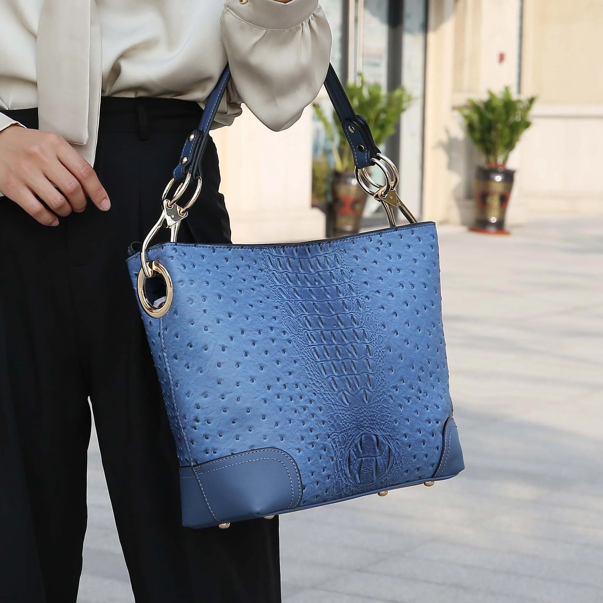 Wandy Shoulder Bag and Wallet Set sold by Zulily product image thumbnail 2