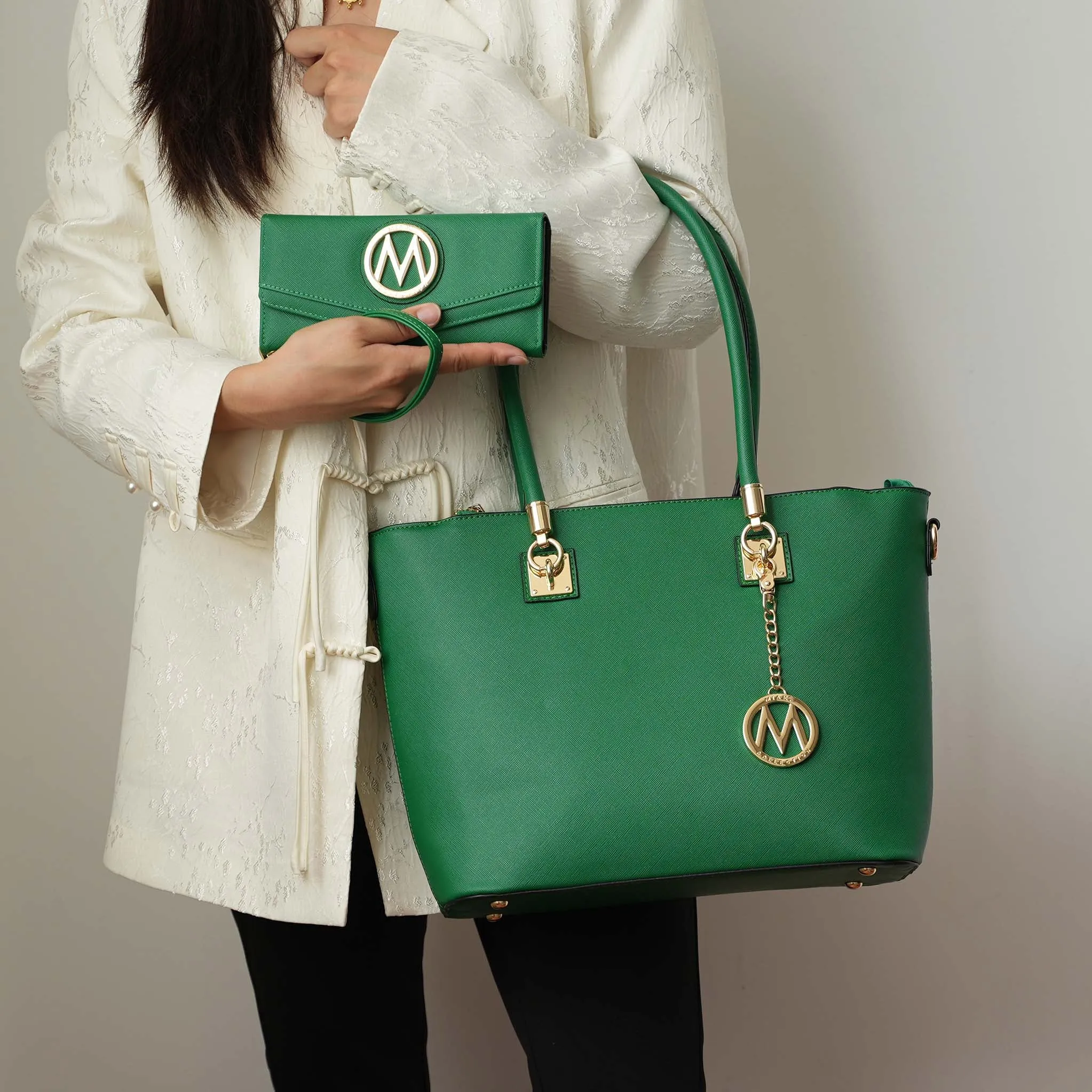 Vanessa Tote and Set sold by Zulily product image thumbnail 2