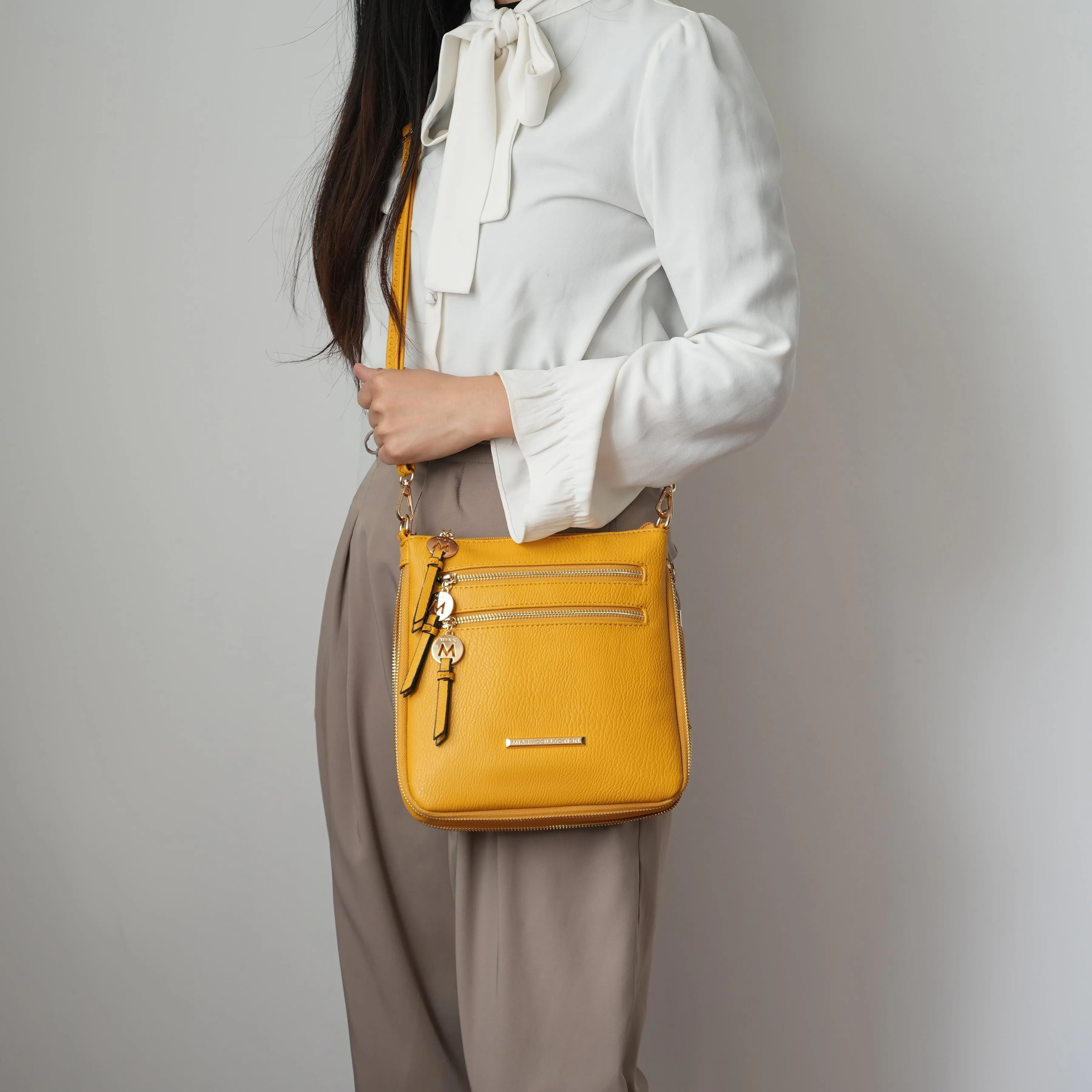 Angelina Expandable Crossbody Bag sold by Zulily product image thumbnail 2