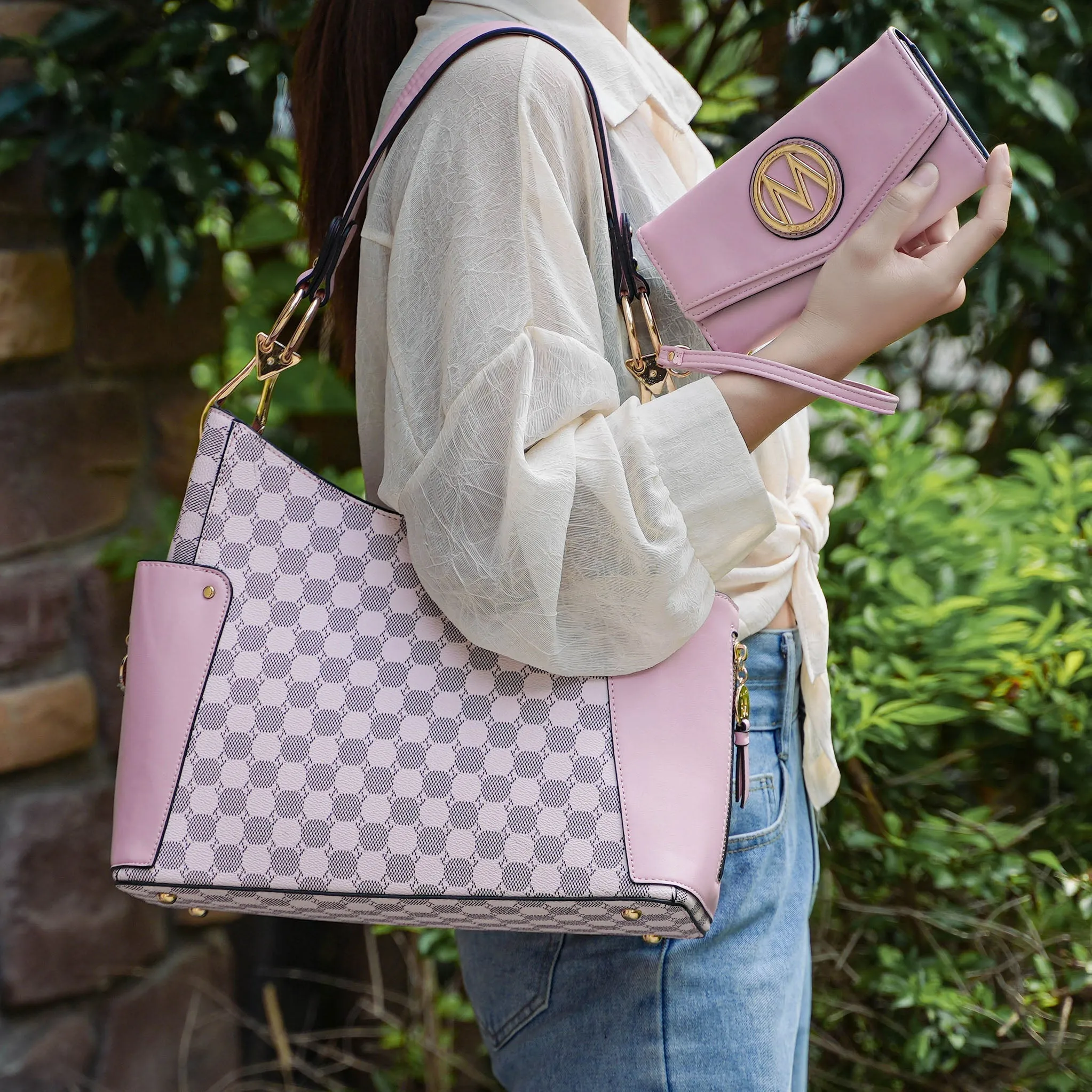 Penelope Shoulder Bag and Set sold by Zulily product image thumbnail 2