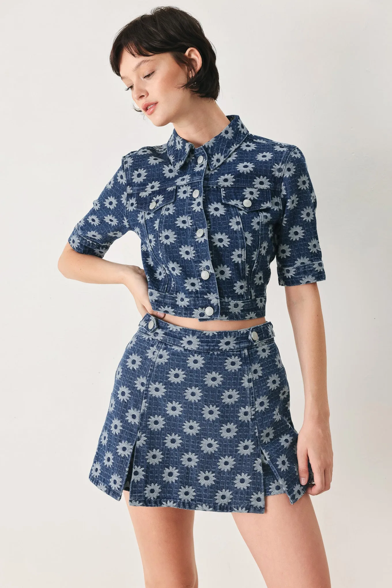 Sweet Daisy Woven Jacquard Denim Skort sold by Zulily product image thumbnail 3