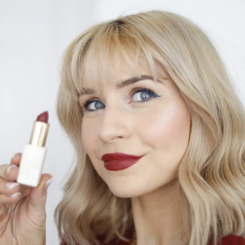 Vegan Matte Lipstick – Hydrating, Long-Wear, Magnetic Case made by Zulily