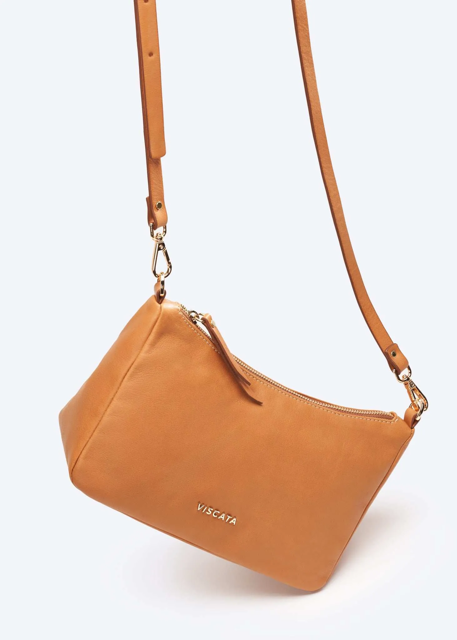 Viscata Nice Leather Crossbody Handbag sold by Zulily product image thumbnail 3