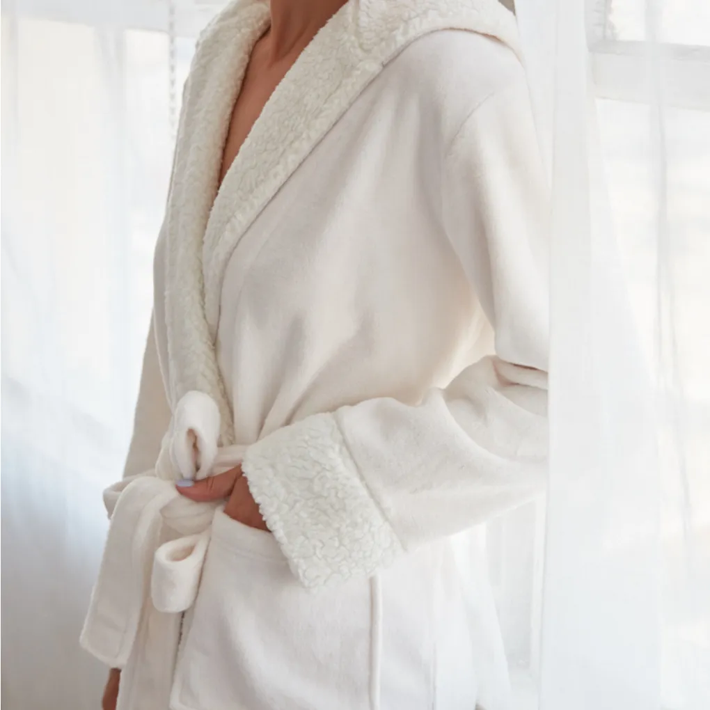 Cloud Soft Sherpa Fleece Robe sold by Zulily product image thumbnail 5