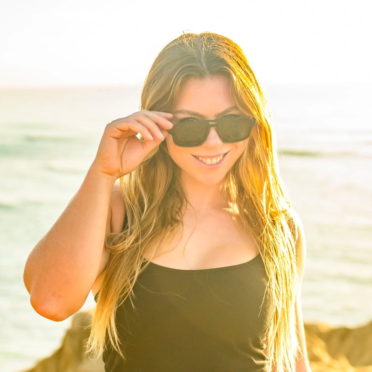 Flyer | Vintage Black | Wooden Sunglasses sold by Zulily product image thumbnail 3