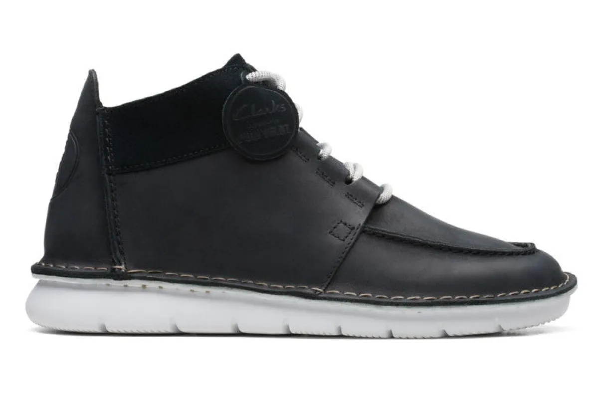 [26167742] Mens Clarks Colehill Mid made by Clarks