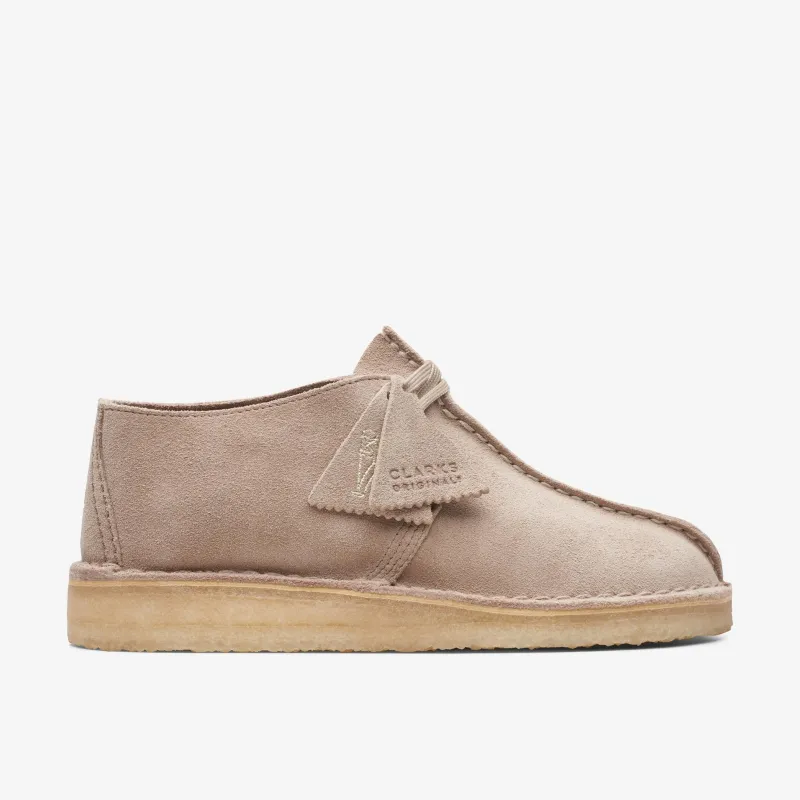 [26164264] Womens Clarks Desert Trek made by Clarks