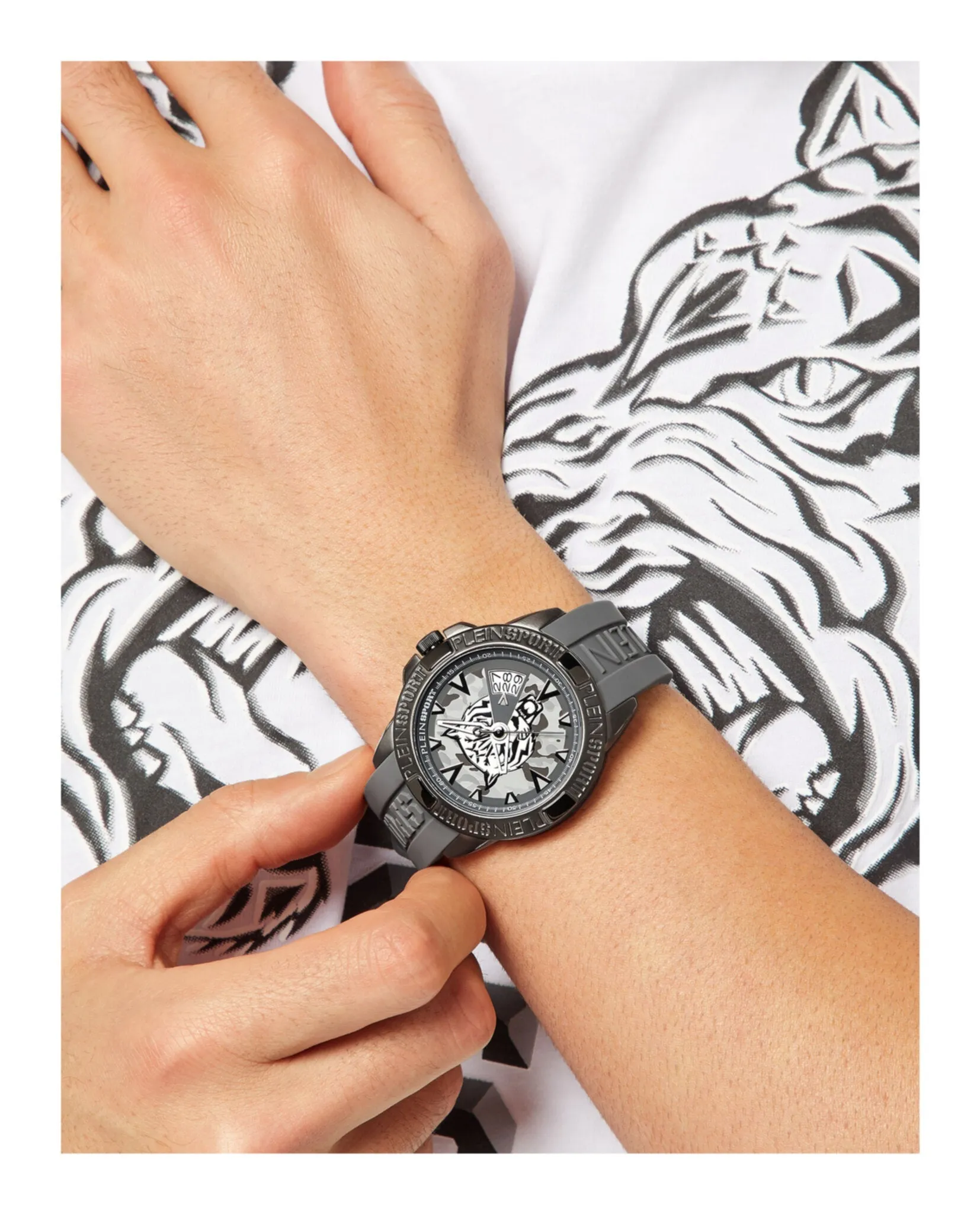 Plein Sport Touchdown Silicone Watch sold by Zulily product image thumbnail 5