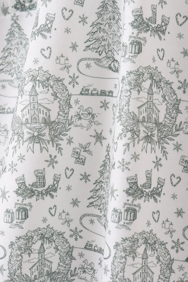 Green christmas tree print mom pajama sold by Zulily product image thumbnail 3