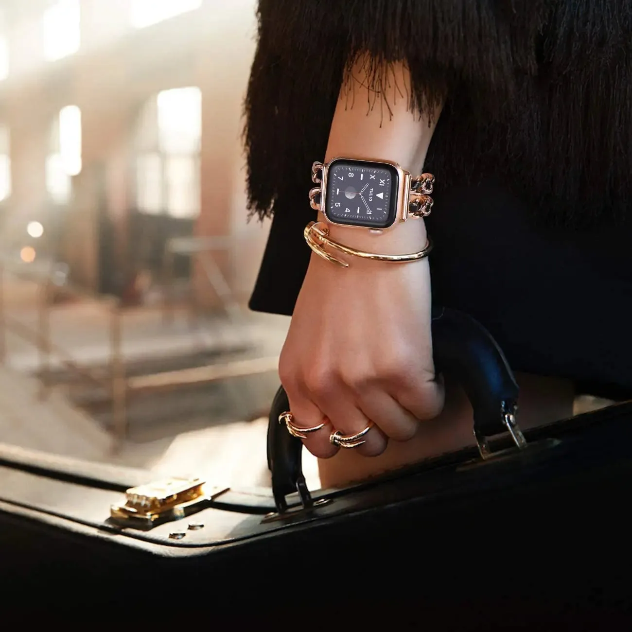 Apple Watch Stainless Steel Strap - Luxury Chain Design sold by Zulily product image thumbnail 3