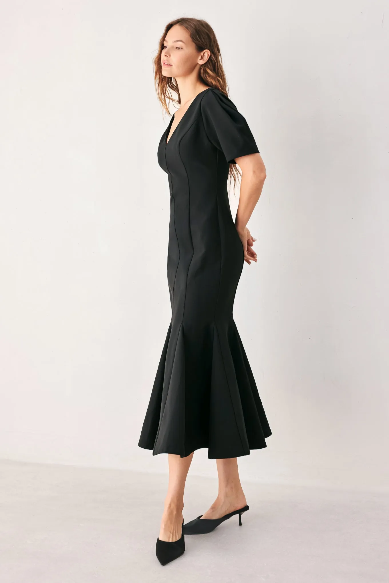 Soirée Puff Woven Midi Dress sold by Zulily product image thumbnail 5