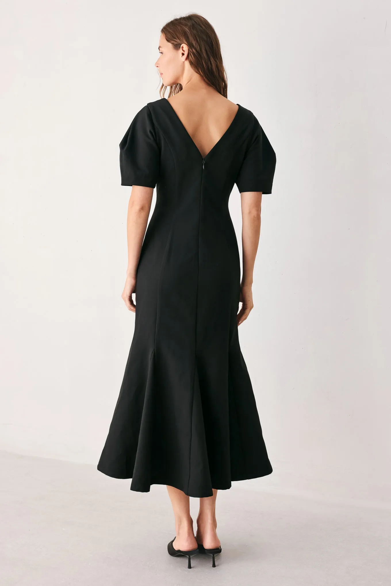 Soirée Puff Woven Midi Dress sold by Zulily product image thumbnail 2