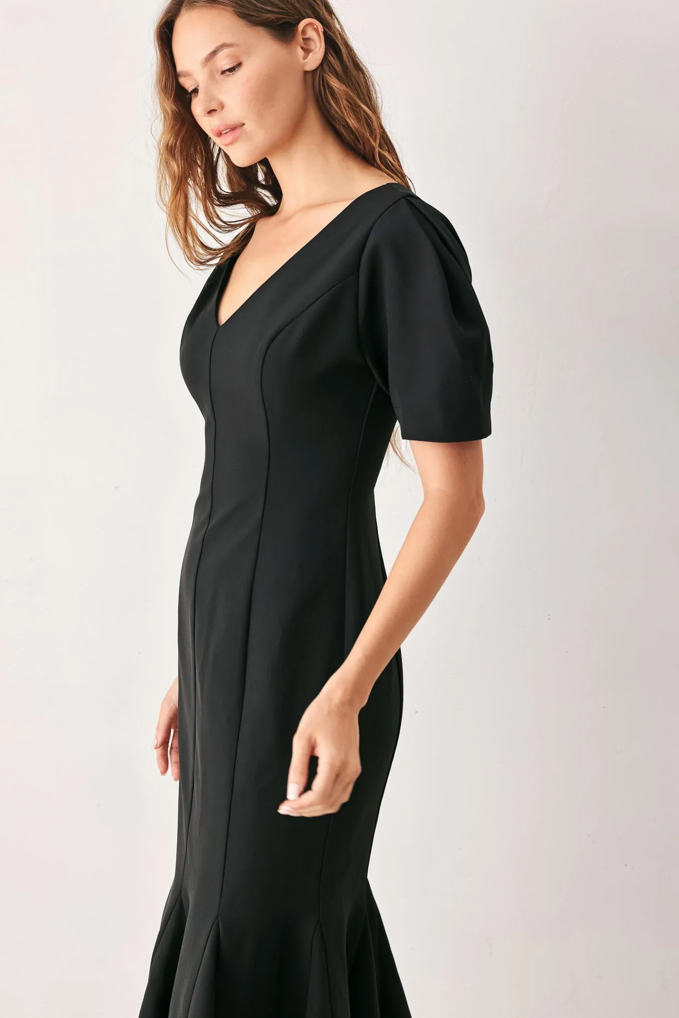 Soirée Puff Woven Midi Dress sold by Zulily product image thumbnail 3