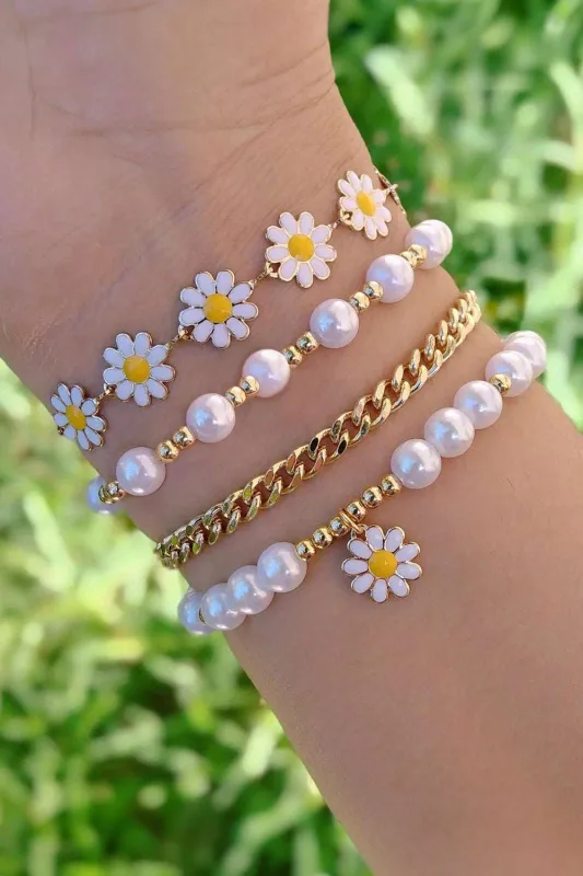 April Beaded Chain Bracelet Set - White / ONE made by Threaded Pear