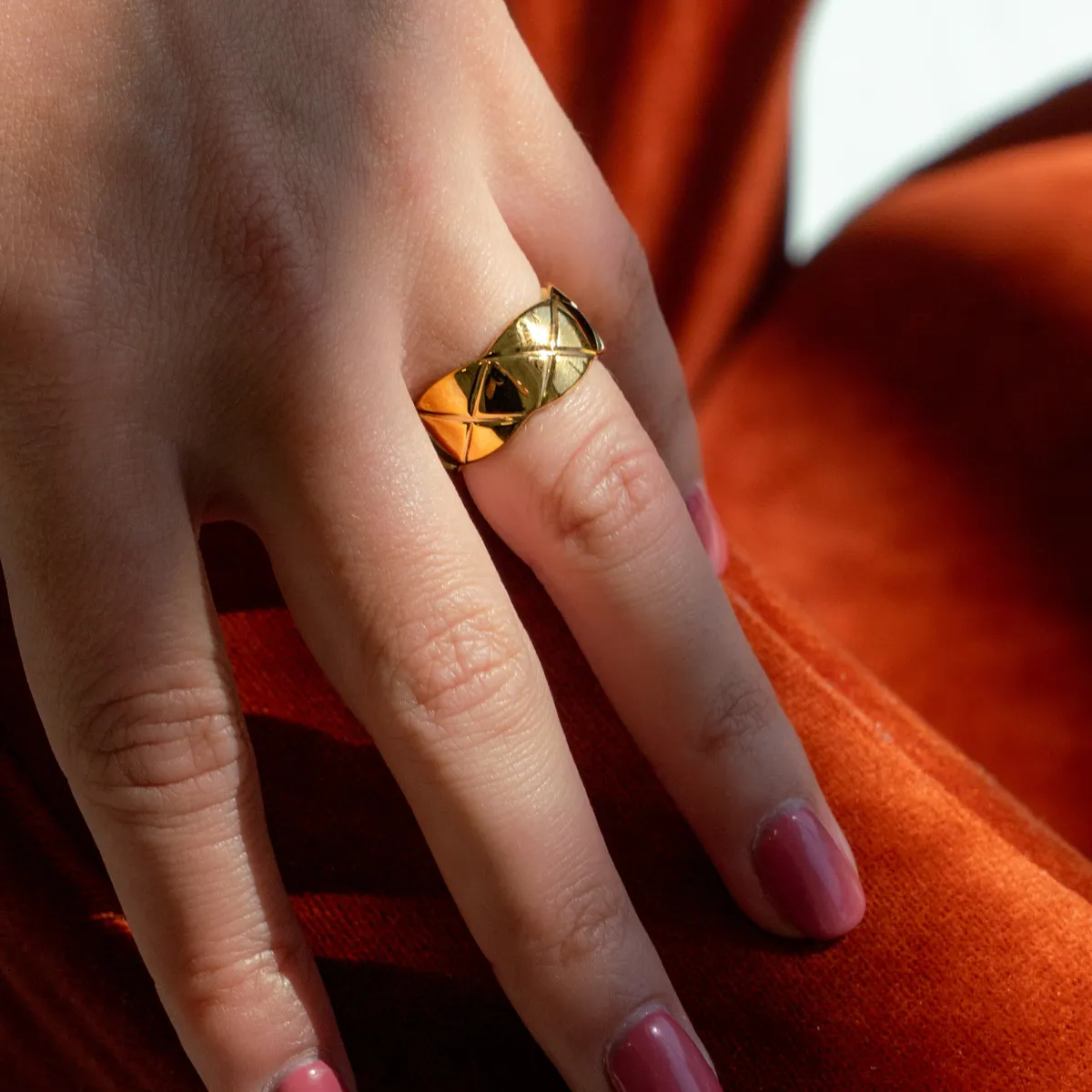 Leigh Ring sold by Zulily product image thumbnail 2