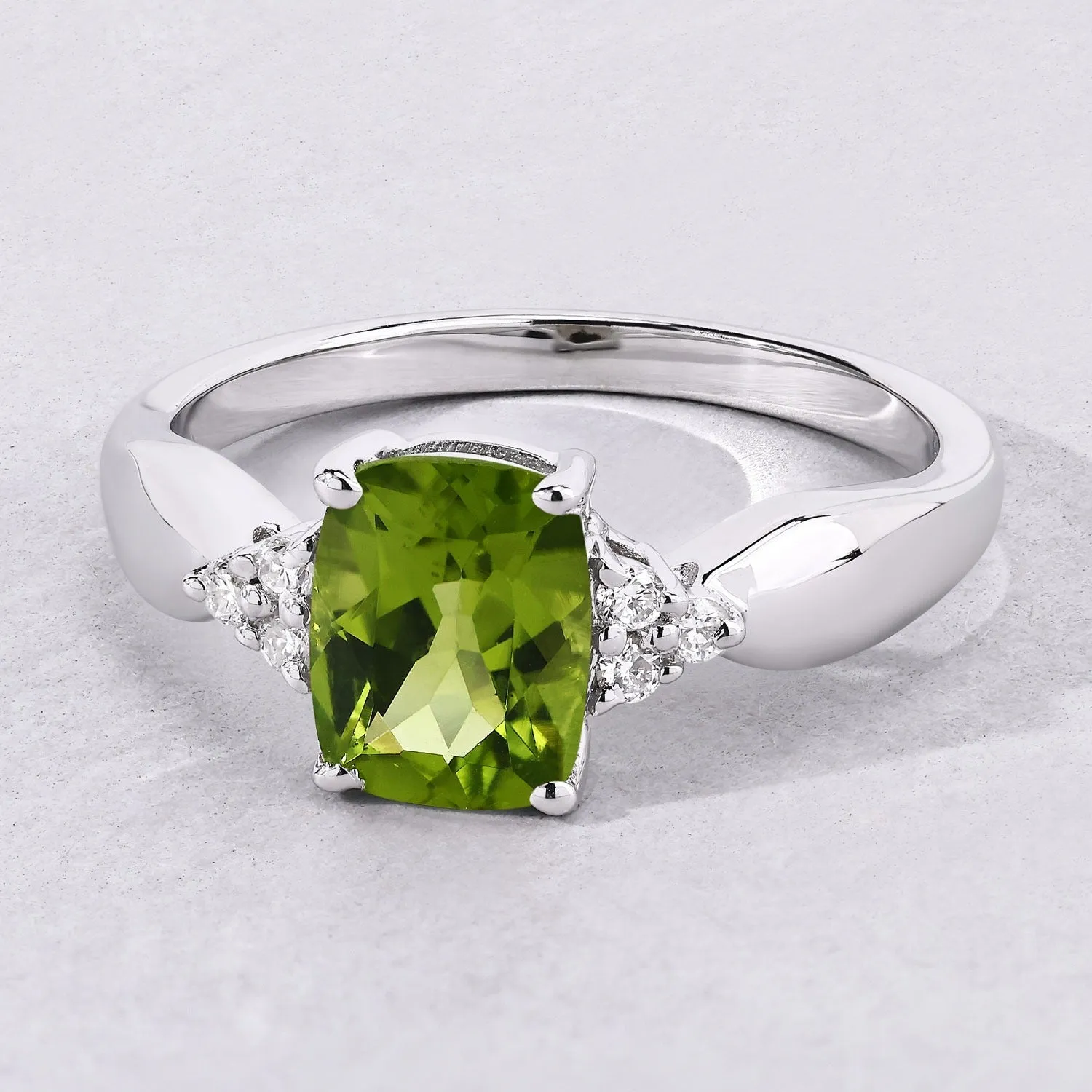 1.40 Ct Cushion Green Peridot & Lab Diamond Prong Silver Cocktail Ring sold by Zulily product image thumbnail 3