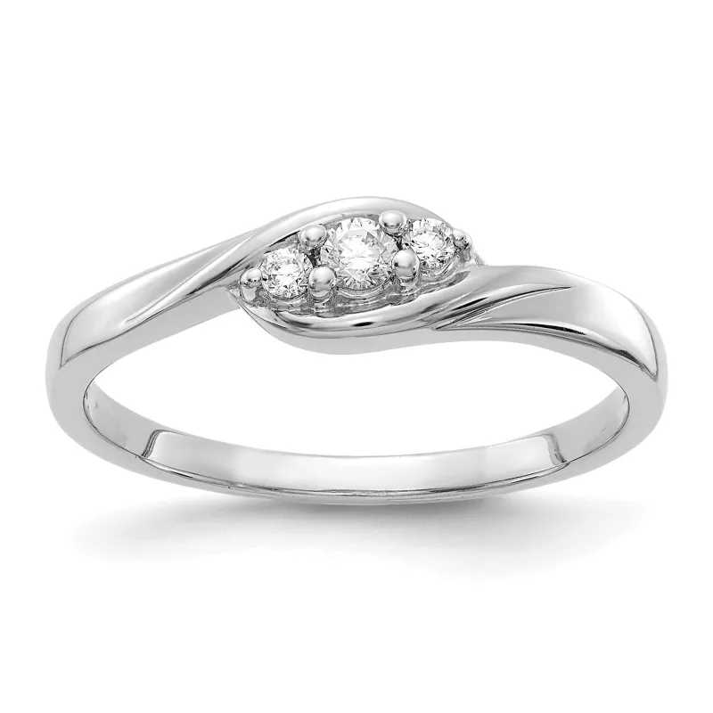 14K White Gold Lab Grown Diamond Engagement Ring made by Zulily