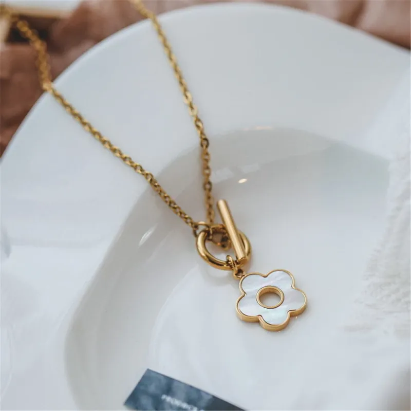 Shell & Goldtone Flower Pendant Necklace made by Zulily