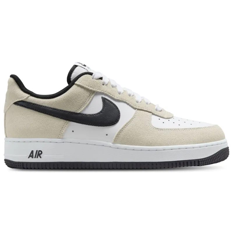 Nike Men's Air Force 1 '07 LV8 White/Black made by Nike