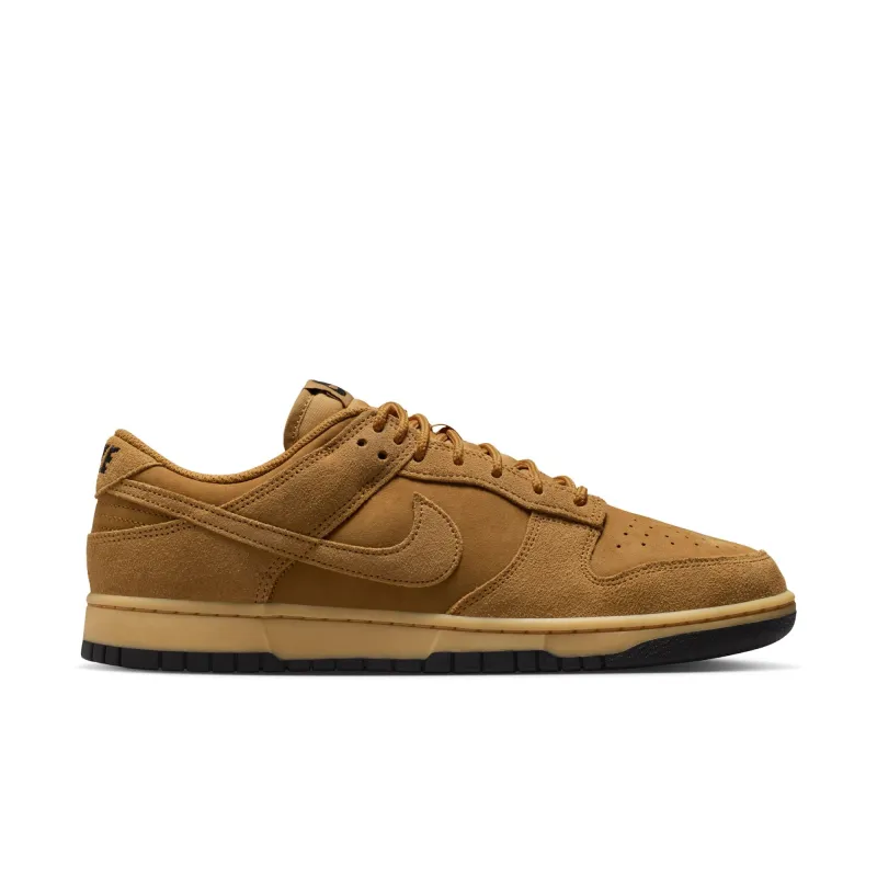Nike Men's Dunk Low Retro SE Nubuck Wheat made by Nike