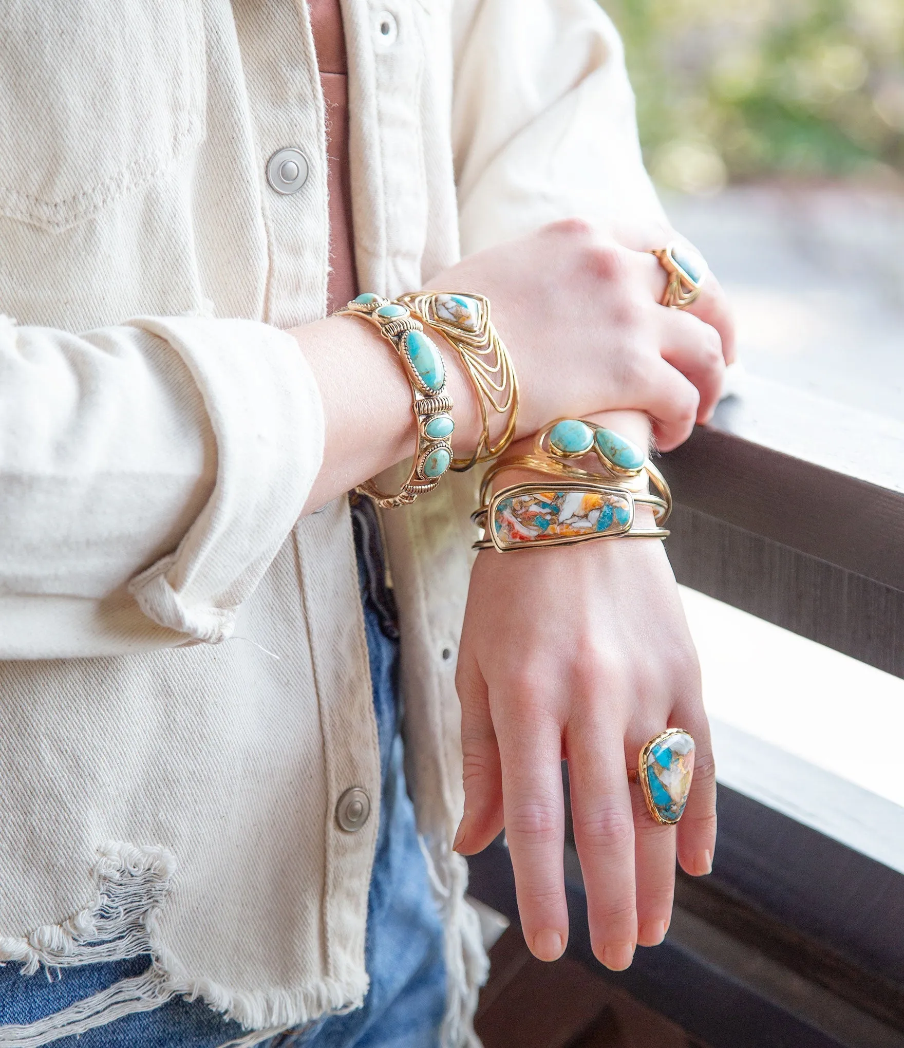 Orange Spiny Oyster and Blue Turquoise Matrix Abstract Golden Ring sold by Zulily product image thumbnail 3