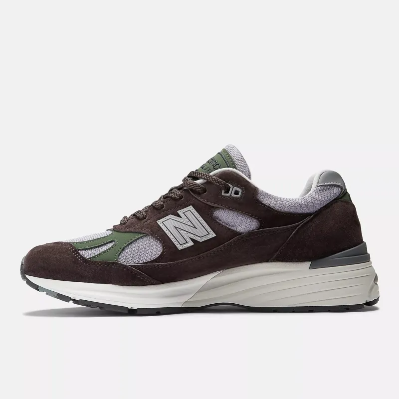 New Balance Mens 991V2 Miuk Licorice made by New Balance