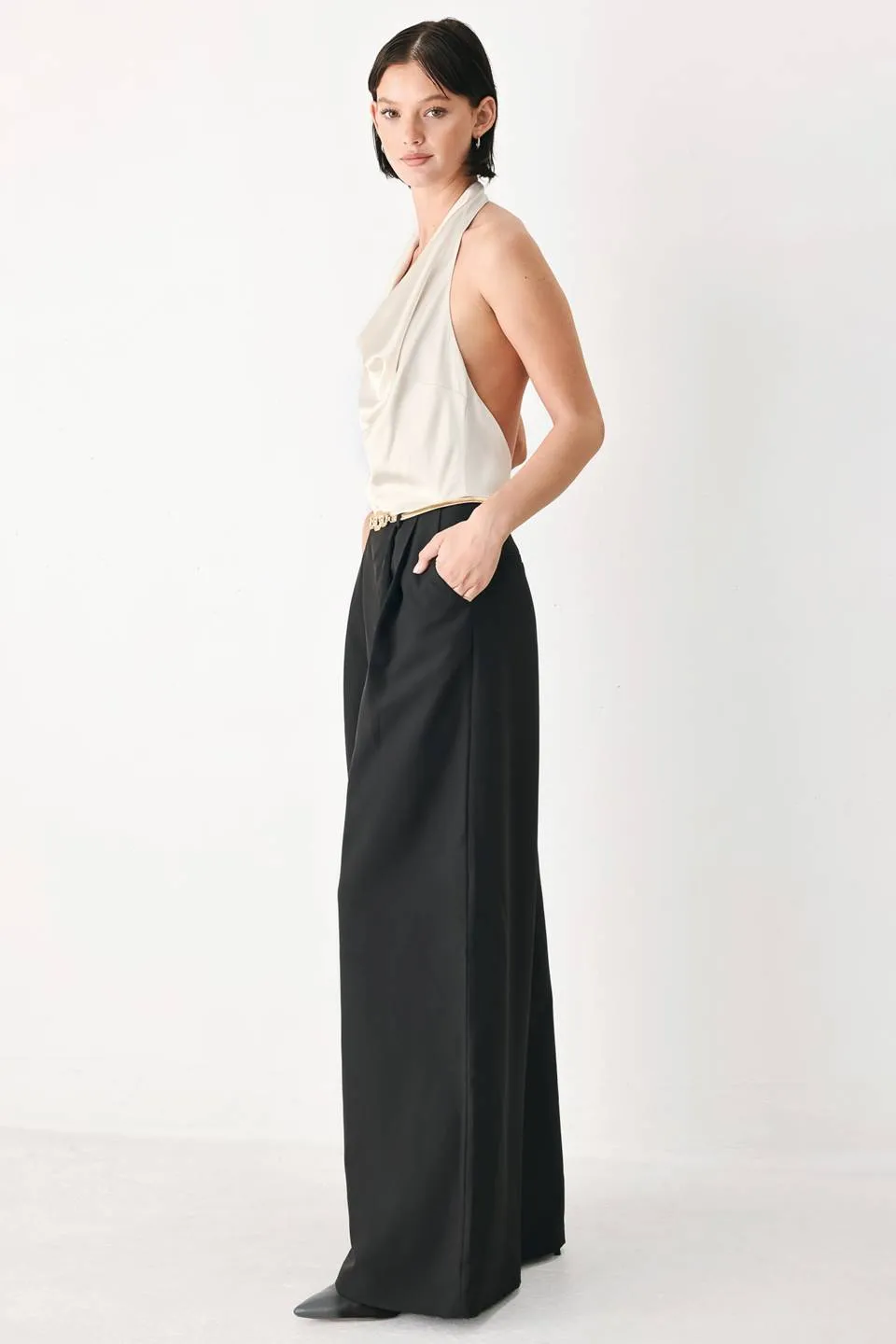 Black & Cream Poise Woven Jumpsuit sold by Zulily product image thumbnail 4