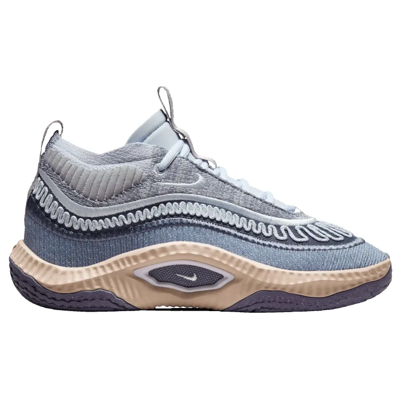 Nike Women's Cosmic Unity 3 - Be True to Her School made by Nike