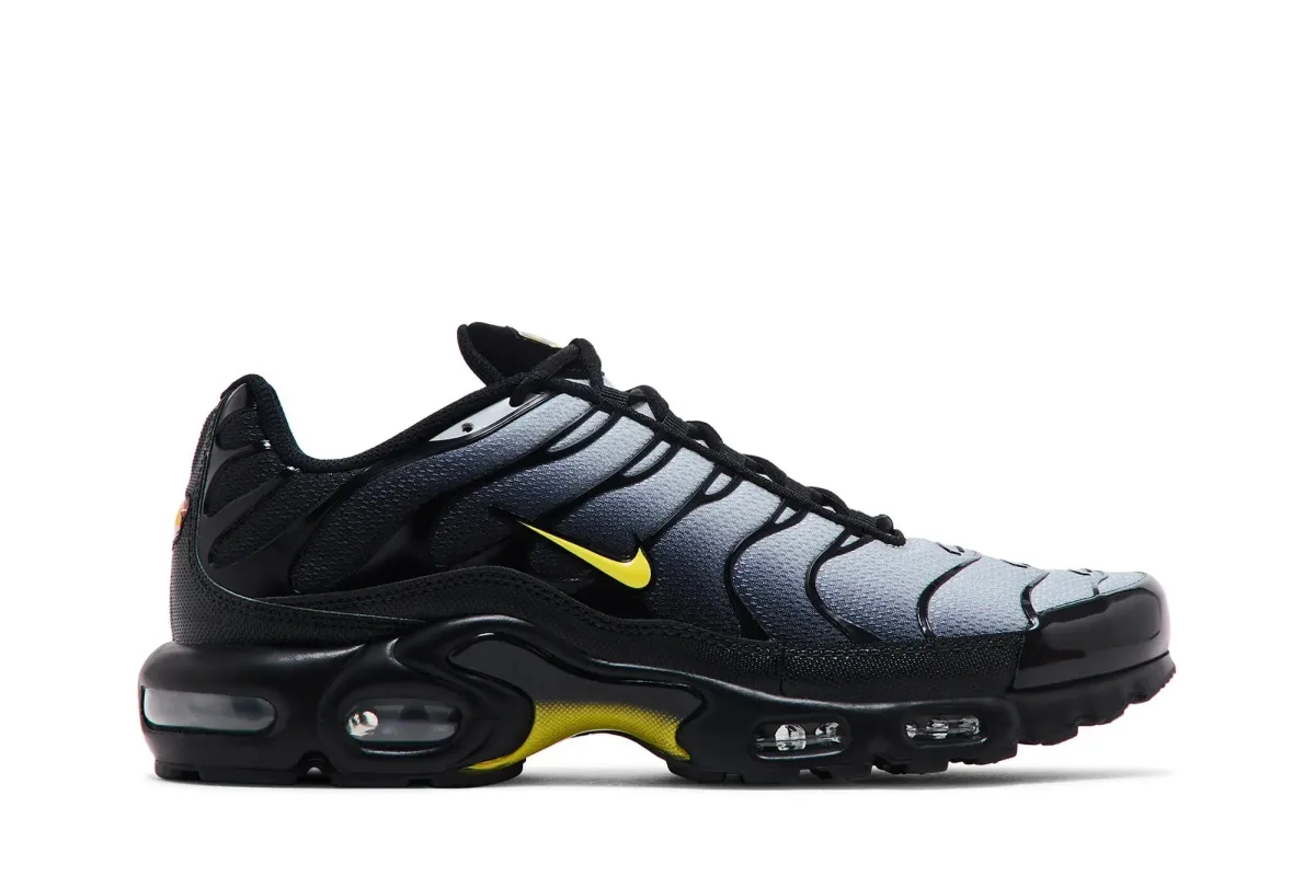 Nike Men's Air Max Plus - Opti Yellow made by Nike