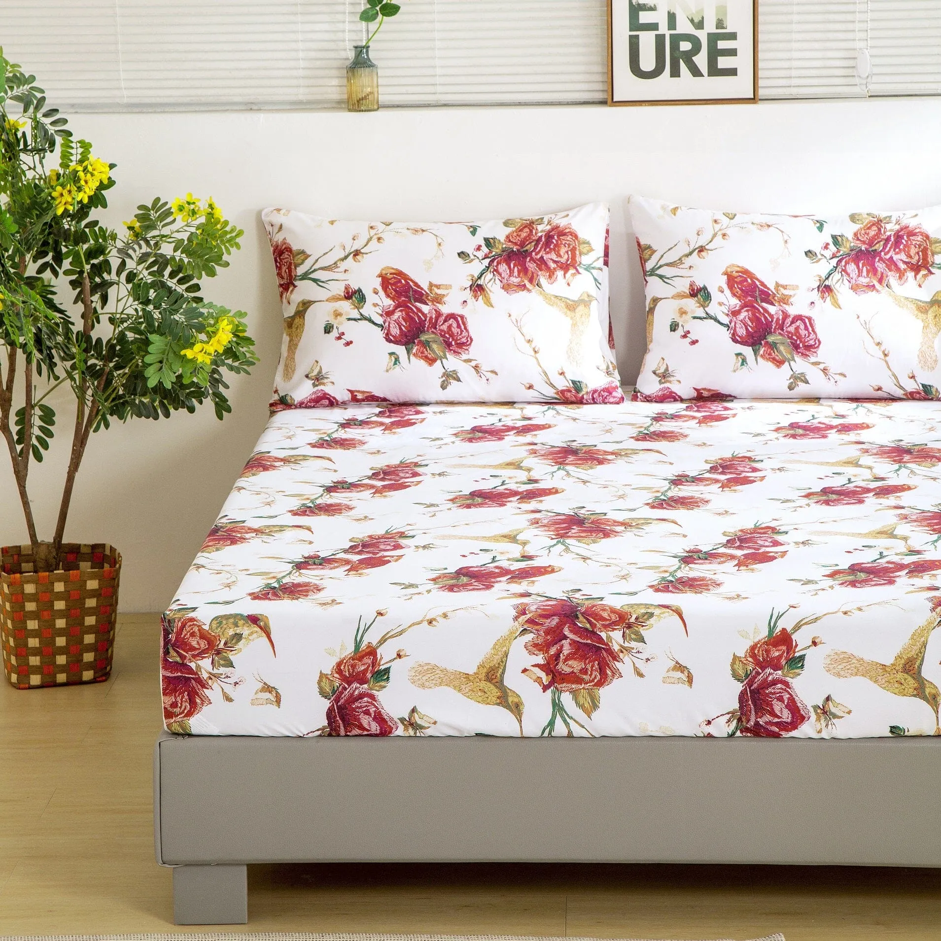 Tache Floral Hummingbirds Burgundy White Vintage Rose Garden Bed Sheet Set (SD-7676) sold by Zulily product image thumbnail 2