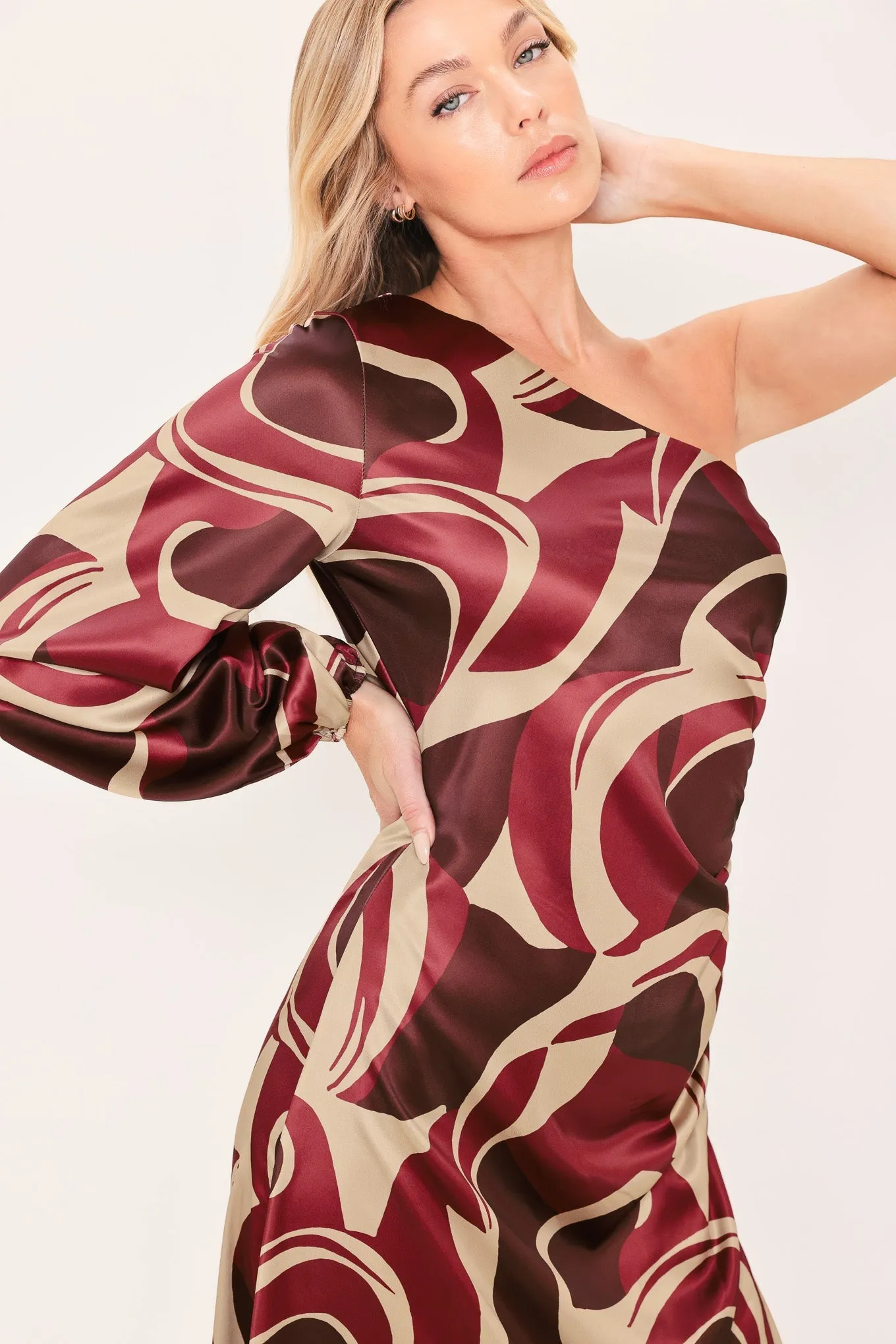 Cabernet Sculpted Wave Woven Maxi Dress sold by Zulily product image thumbnail 4