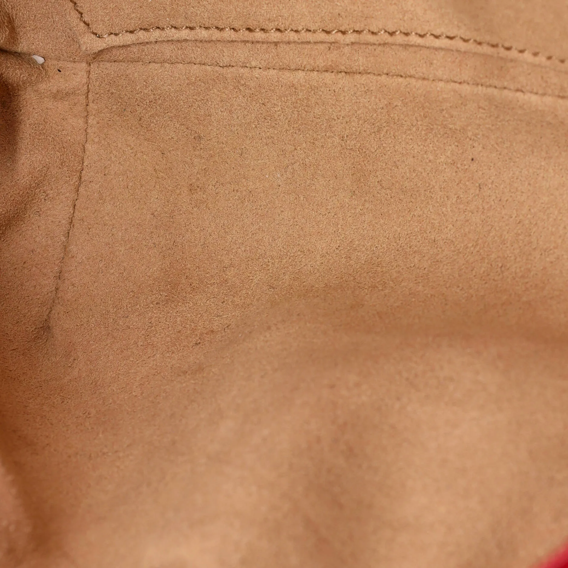 GG Marmont Flap Bag Matelasse Leather Mini sold by Zulily product image thumbnail 5