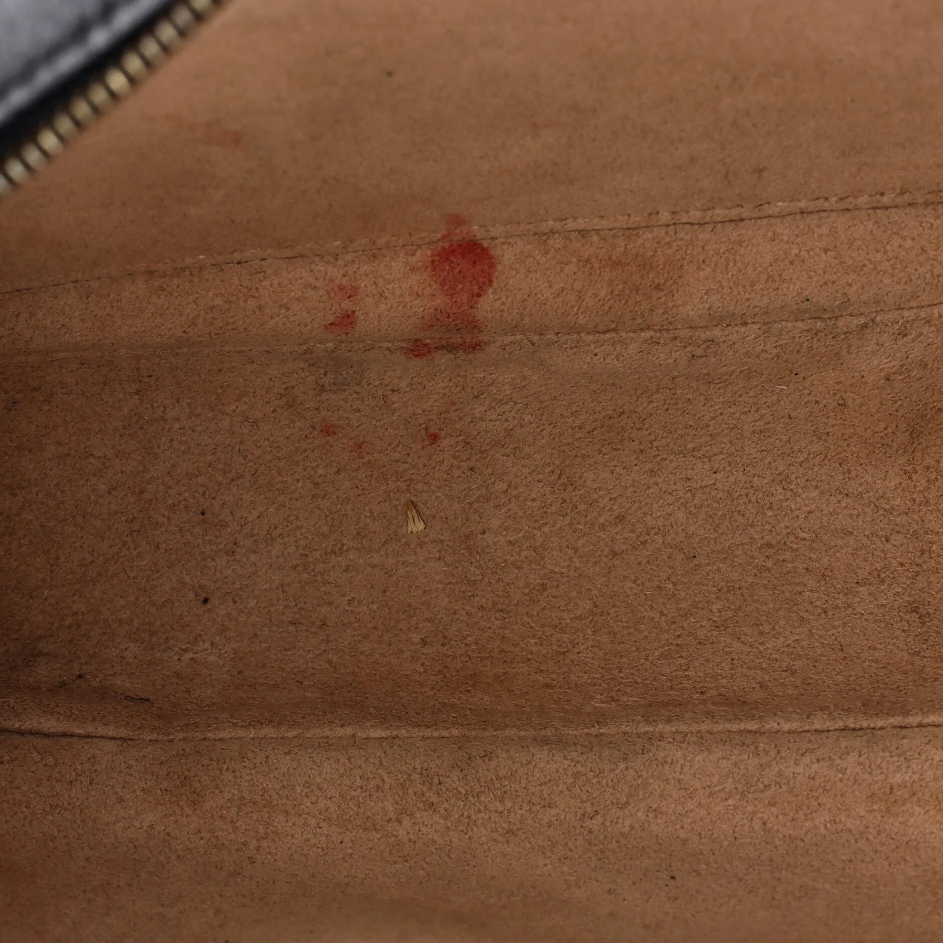GG Marmont Shoulder Bag Matelasse Leather Small sold by Zulily product image thumbnail 5