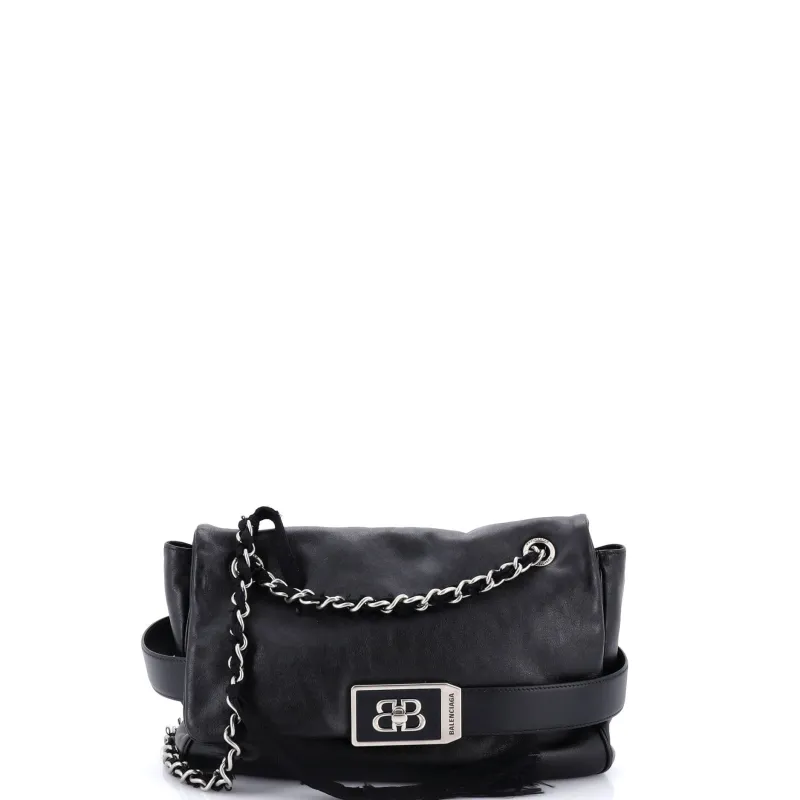 Modu Chain Flap Bag Leather Medium made by Balenciaga