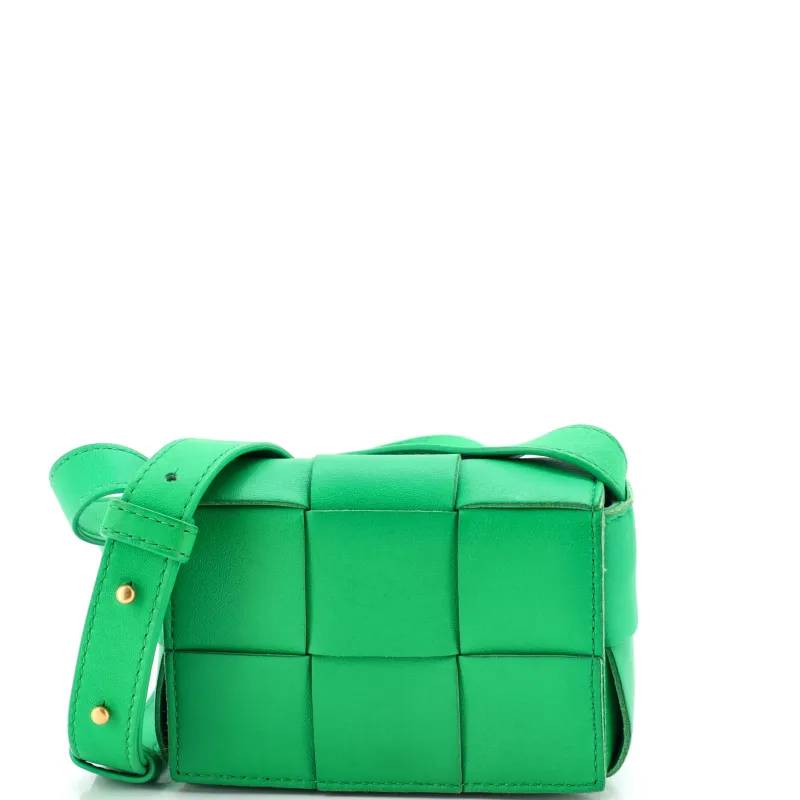 Cassette Crossbody Bag Maxi Intrecciato Leather Candy made by Bottega Veneta