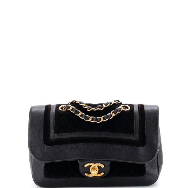 Paris-Cosmopolite Textured CC Flap Bag Lambskin and Quilted Velvet Small made by Chanel